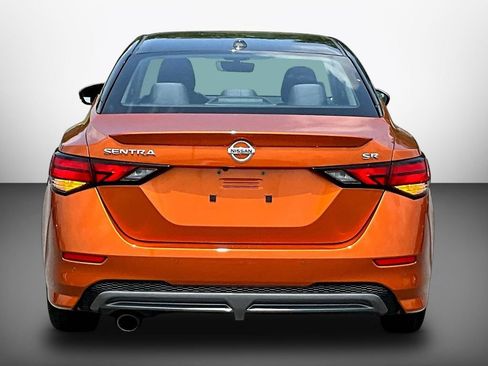 Used 2023 Nissan Sentra SR w/ Electronics Package FWD image 5