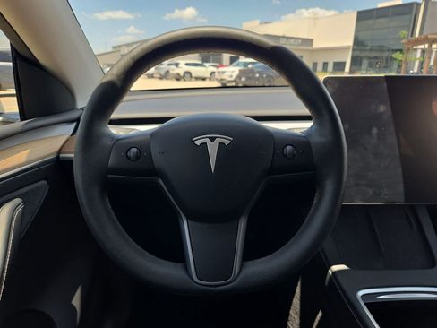 Used 2023 Tesla Model Y Long Range AWD/4WD image 20