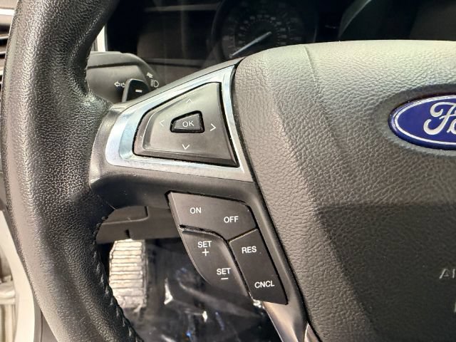 Used 2018 Ford Edge Titanium w/ Equipment Group 301A AWD/4WD image 38