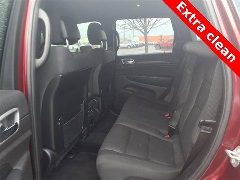 Used 2018 Jeep Grand Cherokee Laredo image 13
