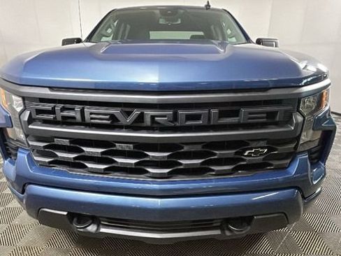 Used 2024 Chevrolet Silverado 1500 Custom w/ Dark Appearance Package AWD/4WD image 8
