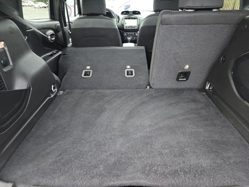 Used 2023 Jeep Renegade Latitude w/ Sun/Sound Group image 14