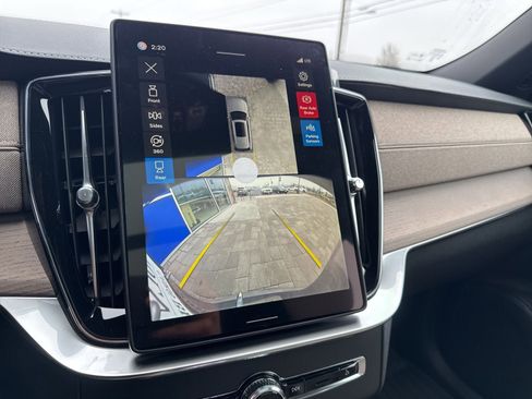 New 2026 Volvo XC90 B6 Plus w/ Protection Package Premier image 25