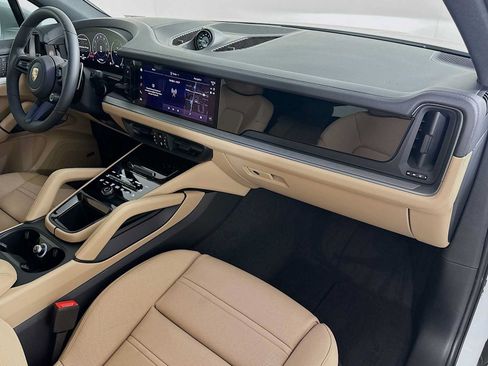 New 2026 Porsche Cayenne S AWD/4WD image 30