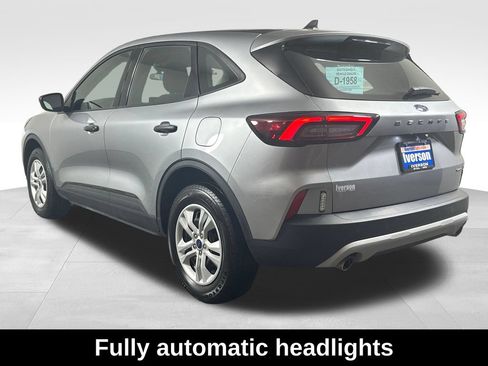 Used 2023 Ford Escape AWD image 9