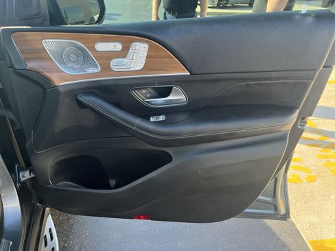 Used 2020 Mercedes-Benz GLS 450 4MATIC image 51