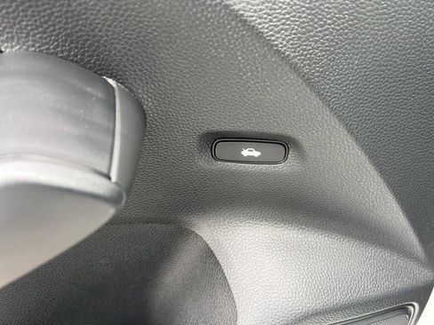 Used 2023 Honda Civic LX image 21