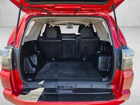 Used 2014 Toyota 4Runner SR5 AWD/4WD image 6