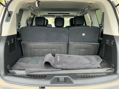 Used 2021 INFINITI QX80 Luxe w/ All-Season Package AWD/4WD image 19