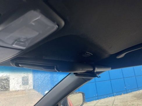 Used 2016 Hyundai Veloster Turbo image 20