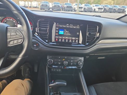 Used 2022 Dodge Durango GT AWD/4WD image 21