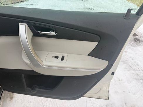 Used 2008 GMC Acadia SLT w/ Convenience Package image 16