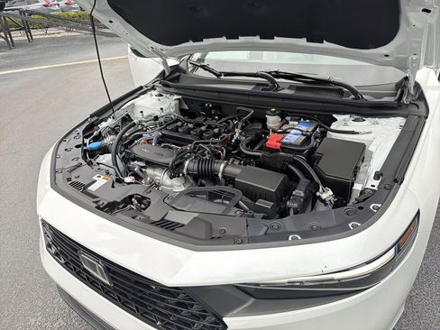 New 2025 Honda Accord SE image 30