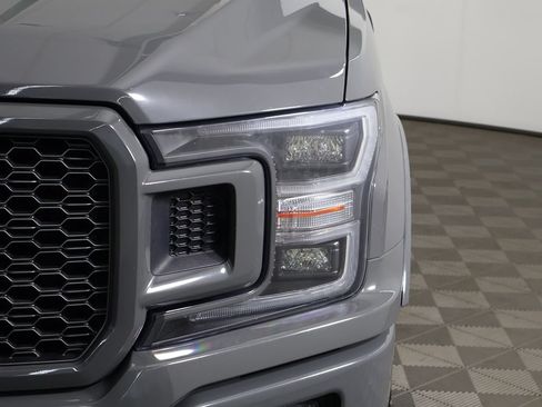 Used 2018 Ford F150 Lariat w/ Equipment Group 502A Luxury AWD/4WD image 18