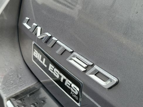 Used 2022 Ford Explorer Limited w/ Equipment Group 301A image 6