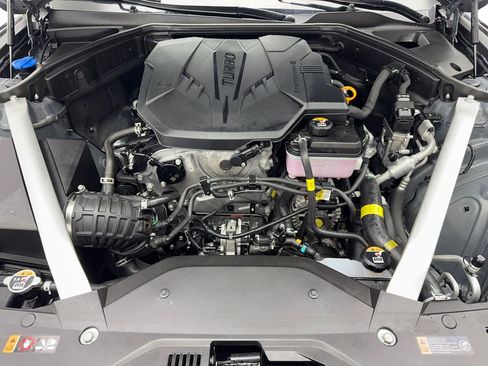 Used 2025 Genesis G70 2.5T image 73