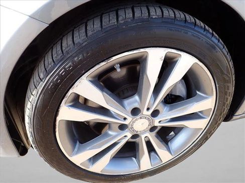 Used 2015 Mercedes-Benz C 300 4MATIC Sedan image 5