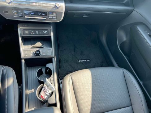 New 2026 Hyundai Kona Limited FWD image 28