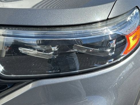 Certified 2021 Ford Explorer XLT w/ Equipment Group 202A image 6