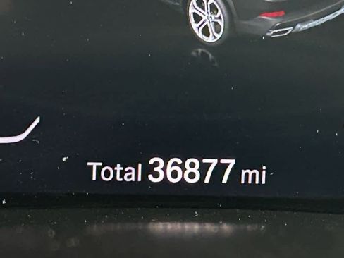 Used 2022 BMW X5 xDrive40i w/ Premium Package image 12