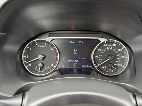 Used 2025 Nissan Altima 2.5 SV image 41