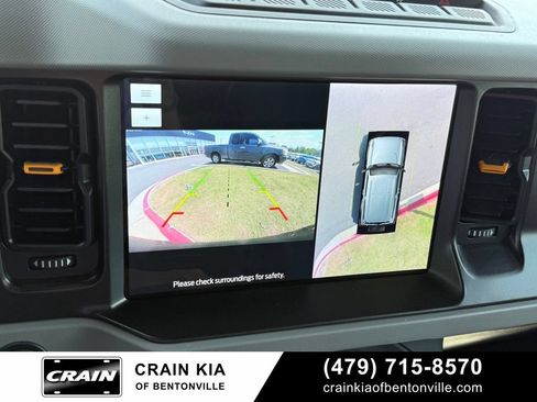 Used 2022 Ford Bronco Badlands AWD/4WD image 13