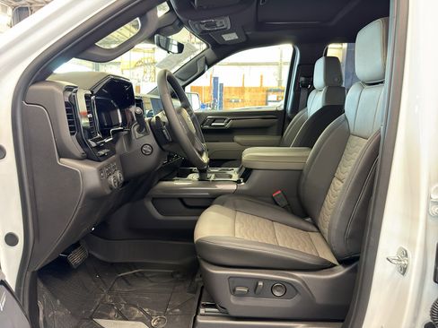 New 2026 Chevrolet Silverado 1500 ZR2 AWD/4WD image 13