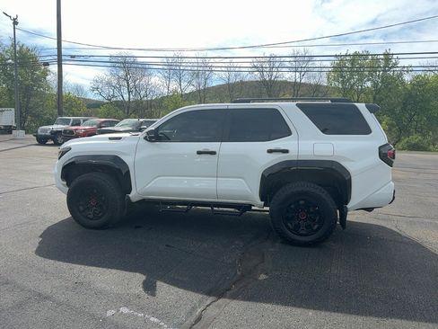 Used 2025 Toyota 4Runner TRD Pro AWD/4WD image 8
