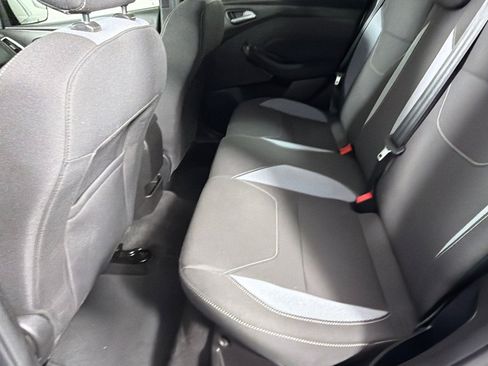 Used 2017 Ford Focus ST FWD image 16