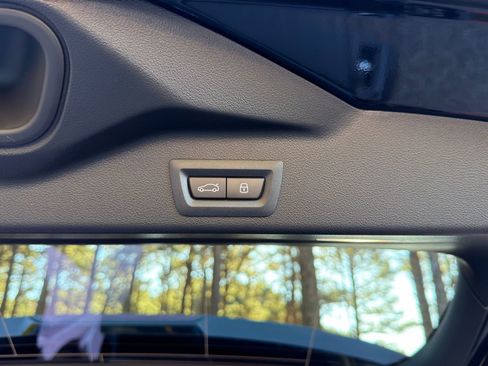 New 2026 BMW X5 xDrive40i w/ M Sport Package image 18