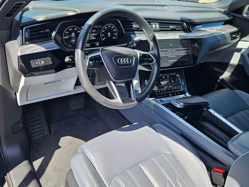 Used 2023 Audi e-tron Prestige w/ Prestige Package AWD/4WD image 12