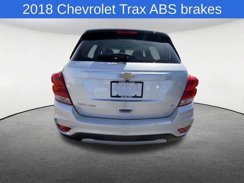 Used 2018 Chevrolet Trax LT w/ LT Convenience Package AWD/4WD image 15