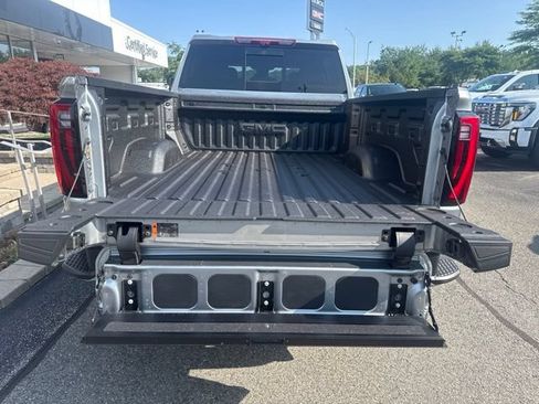 New 2026 GMC Sierra 2500 Denali w/ Denali Reserve Package AWD/4WD image 29