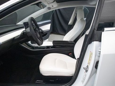 Used 2018 Tesla Model 3 Long Range image 24