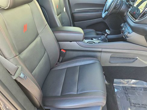 Used 2025 Dodge Durango GT image 17