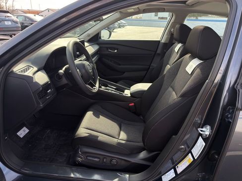 Used 2026 Honda Accord SE image 17