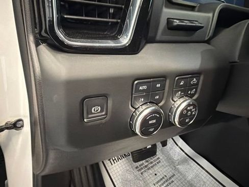 Used 2024 GMC Sierra 1500 Denali Ultimate AWD/4WD image 24