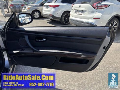 Used 2011 BMW 328i xDrive Coupe AWD/4WD image 12