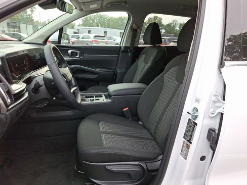 New 2026 Kia Sorento LX image 7