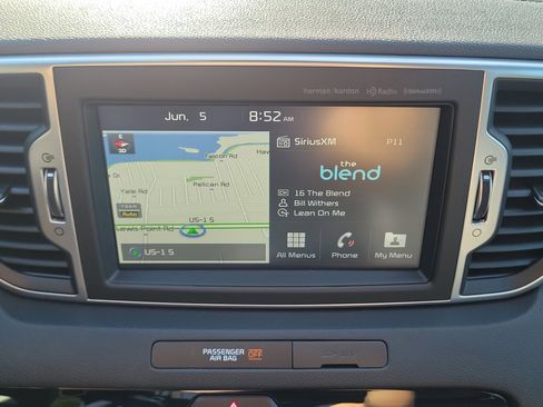 Used 2018 Kia Sportage EX w/ EX Technology Package FWD image 34