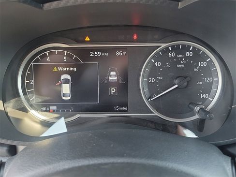 New 2025 Nissan Versa SR w/ Trunk Package image 7