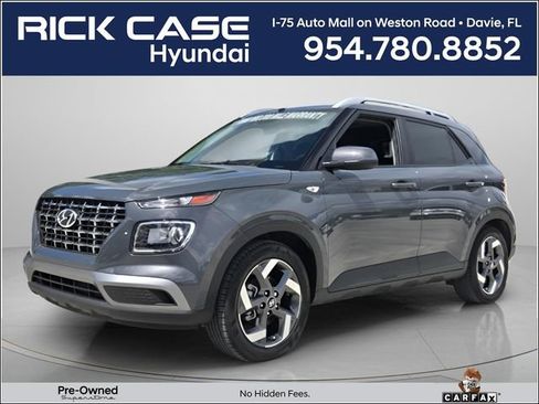 Used 2024 Hyundai Venue SEL FWD image 1