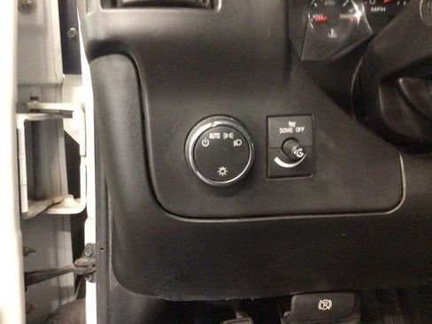 Used 2018 GMC Savana 2500 w/ Driver Convenience Package RWD image 12