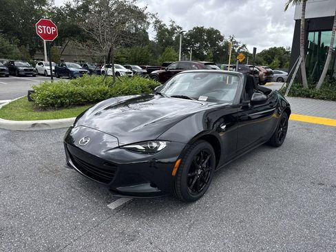 New 2026 MAZDA MX-5 Miata Sport w/ Interior Package RWD image 9