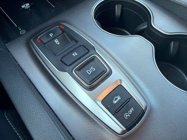 Used 2025 Honda Ridgeline Sport image 39