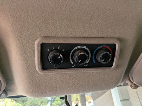 Used 2023 Chevrolet Express 3500 LS RWD image 23