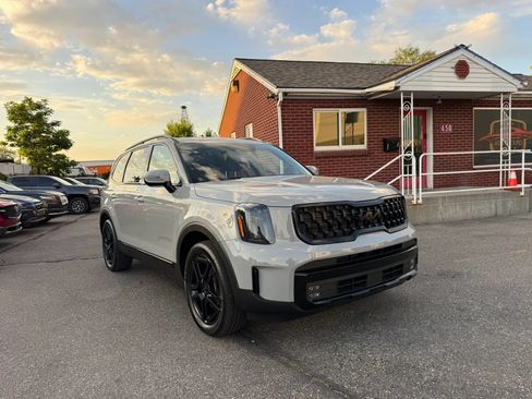 Used 2025 Kia Telluride SX X-Line AWD/4WD image 3