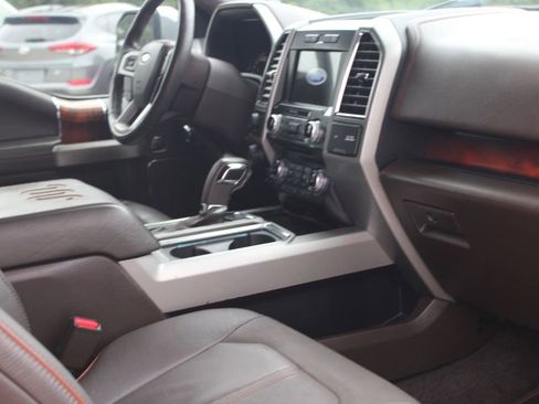 Used 2016 Ford F150 King Ranch w/ Equipment Group 601A Luxury AWD/4WD image 18
