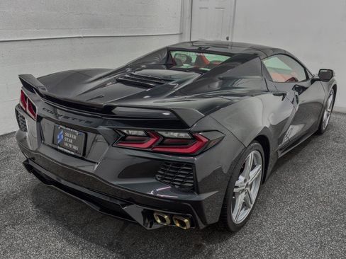 Used 2024 Chevrolet Corvette Stingray Premium Conv w/ Z51 Performance Package RWD image 14