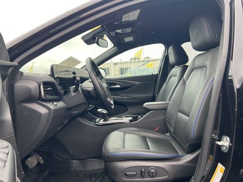 Used 2025 Buick Envista Sport Touring w/ Convenience I Package image 12